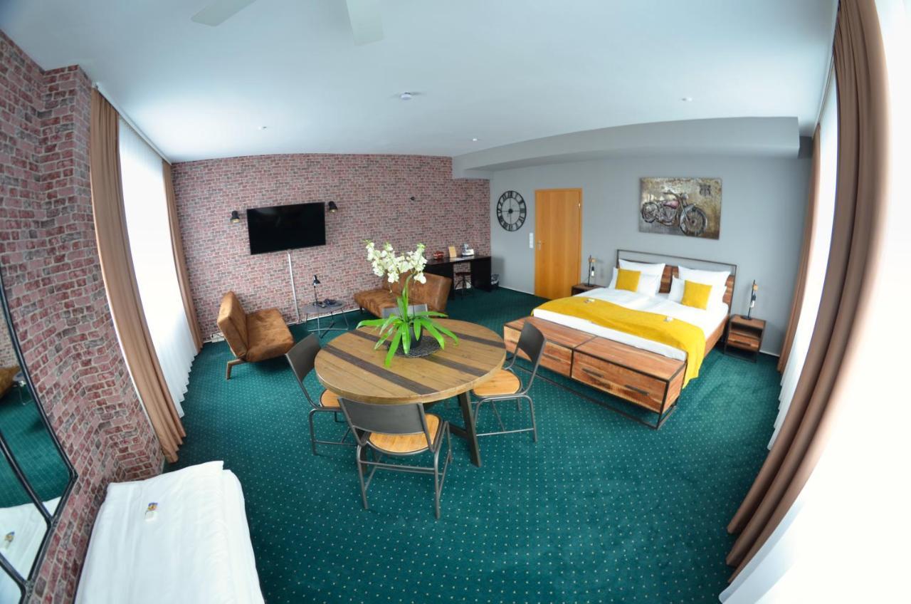 Hotel Am Markt Карлсруе Екстер'єр фото