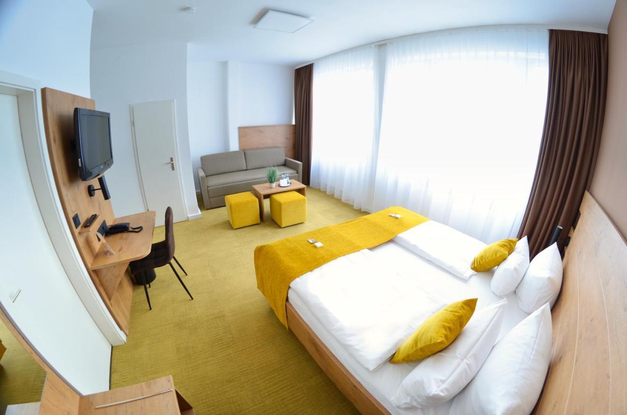Hotel Am Markt Карлсруе Екстер'єр фото